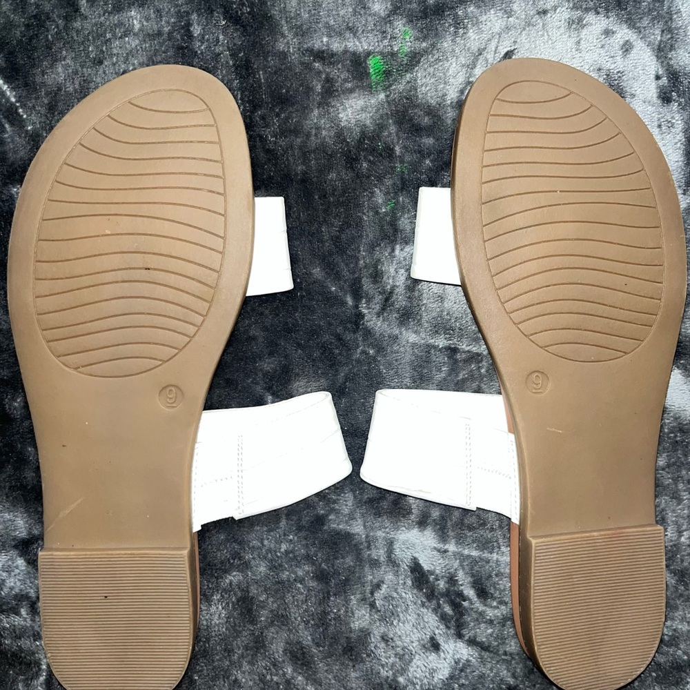 Xappeal  Women's Edith Slide Sandals - Picture 2 of 3